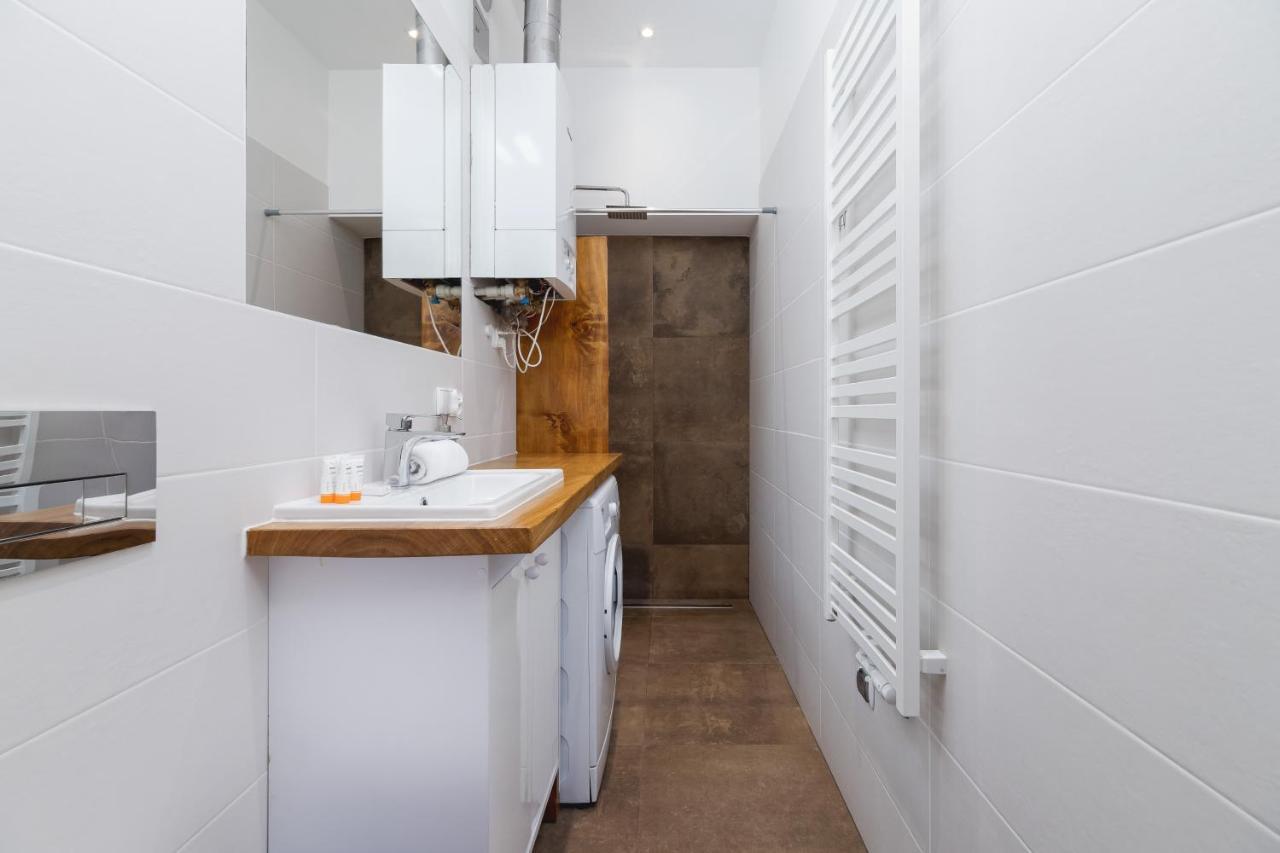 Old Town Apartments Basztowa By Renters Cracovia Exterior foto